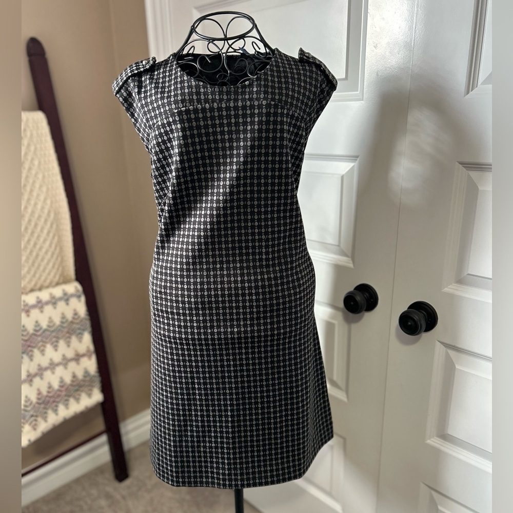 Banana Republic Mod Sleeveless Shift Dress with Polka Dots